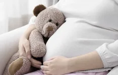 宫腔粘连的症状表现包括月经量减少和不孕症吗？